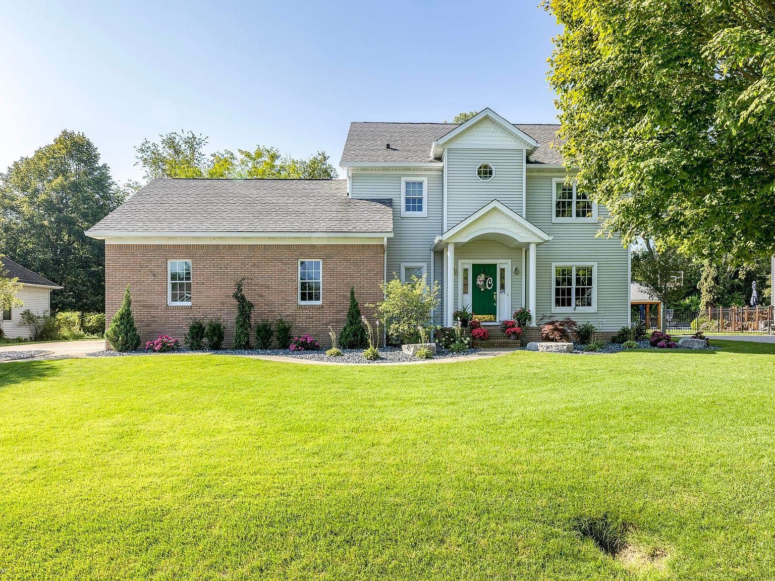 2879 Shorewood Blvd, Fort Gratiot, MI 48059 MLS 50119391 Zillow