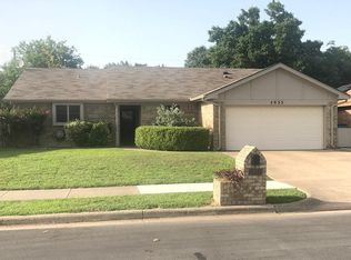 5933 Birchhill Rd, Watauga, TX 76148