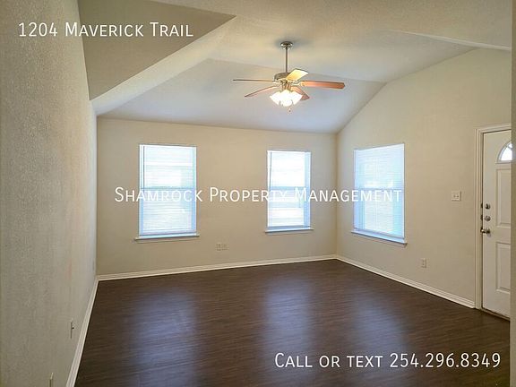 3rd image of 1204 Maverick Trl