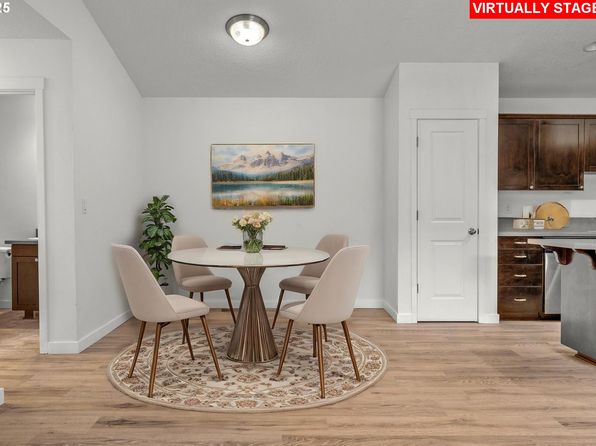 salem-oregon-2101567058 picture