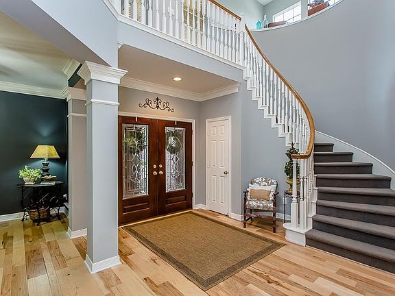 4th image of 4127 Oak Forest Dr
