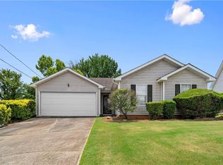 5515 Lofwood Ln, Lithonia, GA 30058