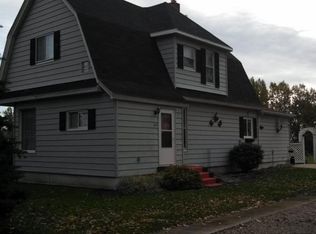 104 2nd Ave, Rogers, ND 58479