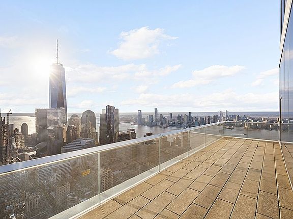 3rd image of 56 Leonard St Unit Penthouse 56
