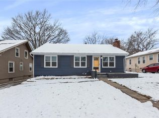 136 N Ash Ave, Independence, MO 64053