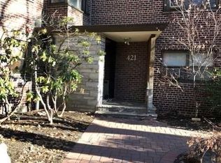 421 Park Pl APT 3E, Fort Lee, NJ 07024