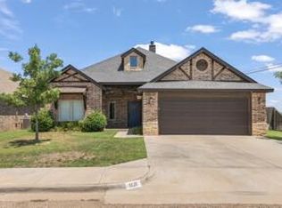 1131 17th St, Shallowater, TX 79363