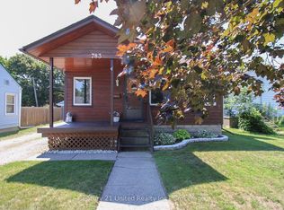 783 Saint Marys St, Peterborough, ON K9J4H1