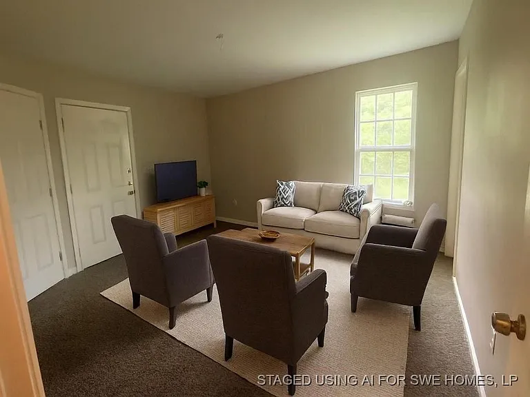 275 Wood Fern Dr — Photo 7