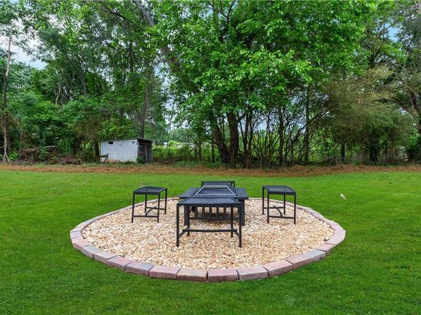 4131 W Village Pkwy, Ellenwood, GA 30294