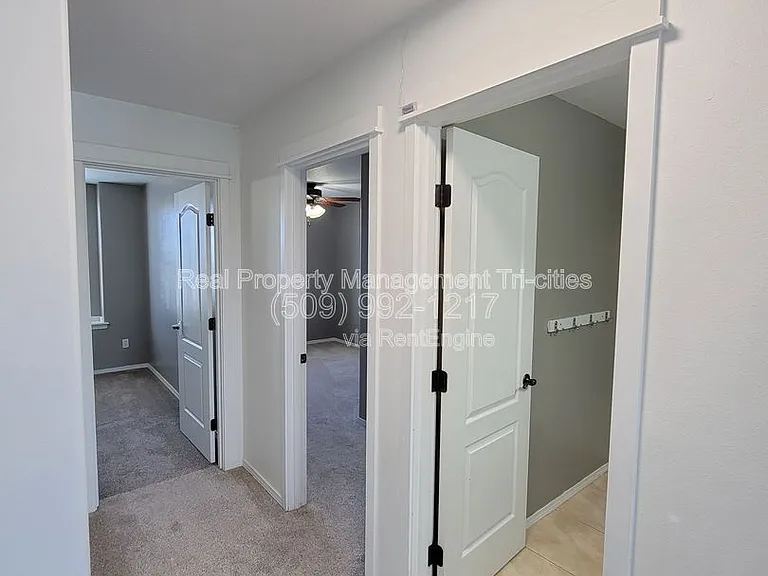 5017 Laredo Dr — Photo 14