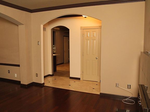 3rd image of 7746 Delmar Blvd