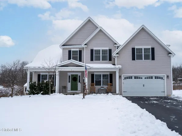 6 Harvester Way, Ballston Lake, NY 12019