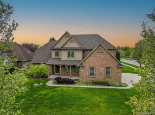 52201 Boland Rd, Chesterfield, MI 48047