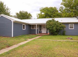 716 Vine St, Colorado City, TX 79512