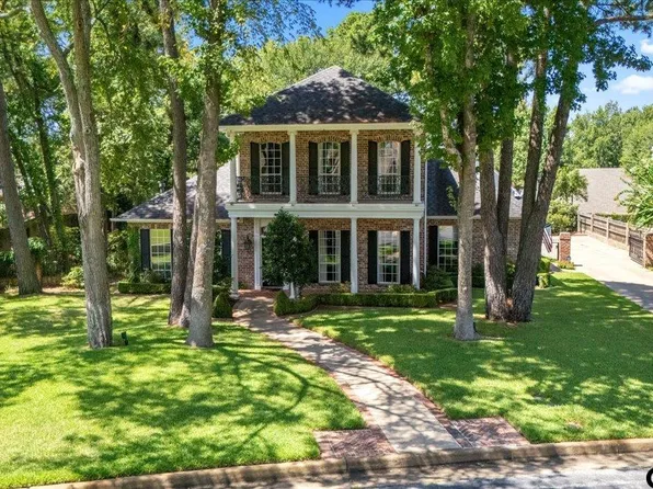 6805 Hollytree Cir, Tyler, TX 75703