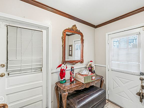 24th image of 6080 Gifford Ave