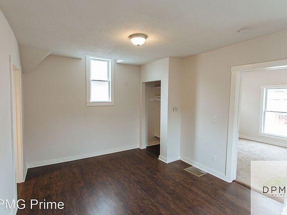 5th image of 322 E Hillsdale St #1