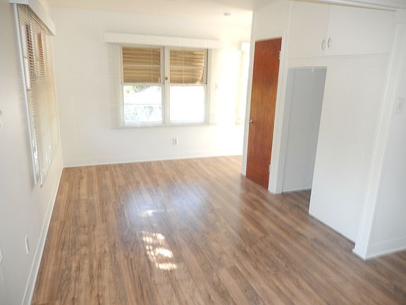 3rd image of 4606 Edenvale Ave