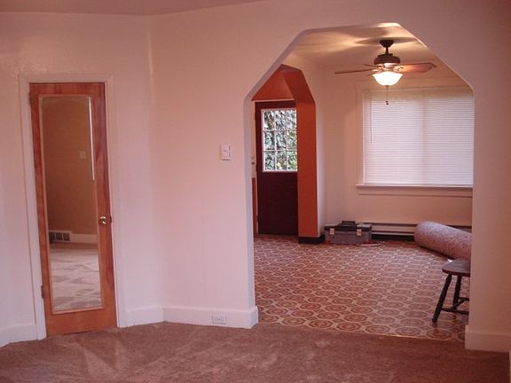 2nd image of 103 Virginia Ave #1