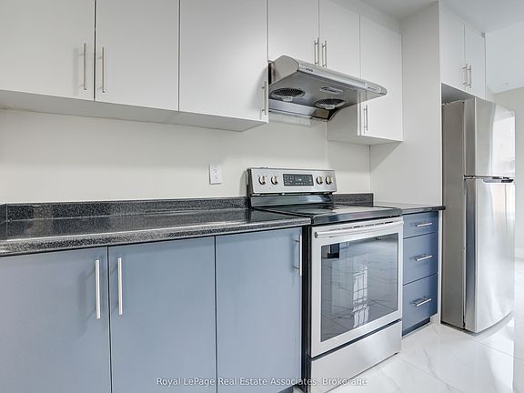 5th image of 26 McLachlan Pl
