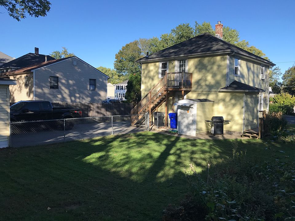 2nd image of 21 Lenox Ave