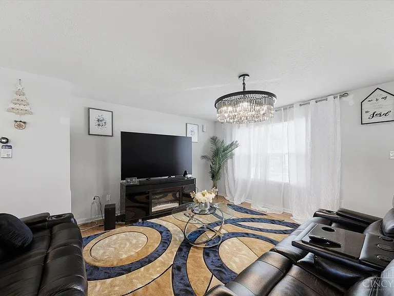 175 Skyway Dr — Photo 8