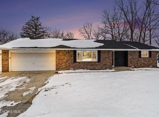 601 Tilayne Dr, Perrysburg, OH 43551