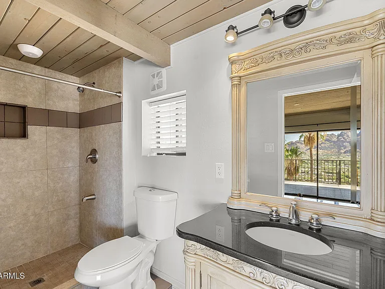 6900 N Highlands Dr — Photo 33
