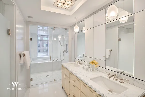 Rented by Warburg | media 16