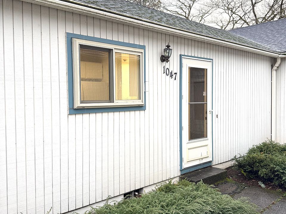 Exterior Entrance