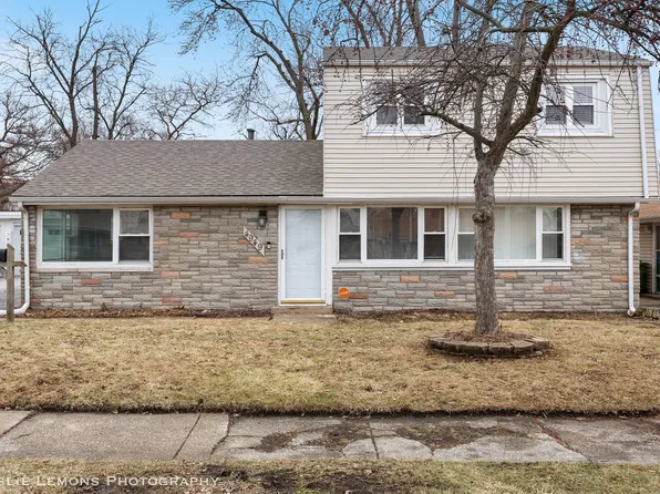 4949 Paxton Rd, Oak Lawn, IL 60453