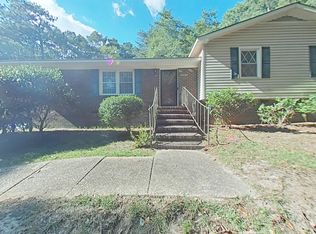 1807 Swann St, Fayetteville, NC 28303