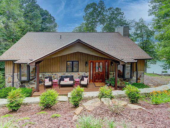 5th image of 855 Lakeview Dr