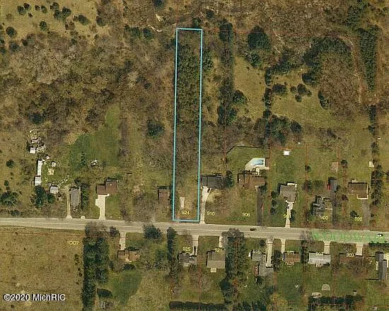 924 Woodward Ave photo 1