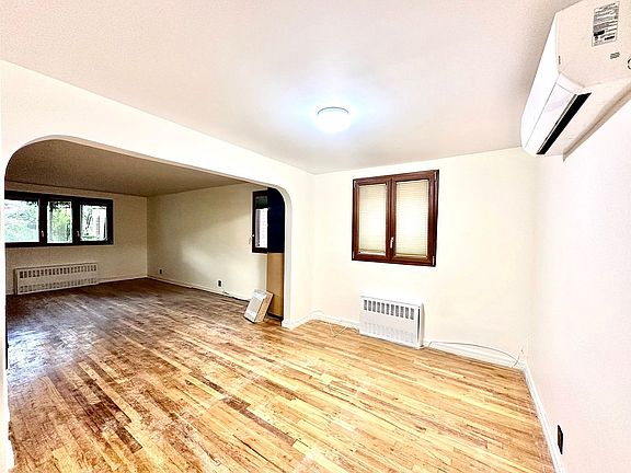3rd image of 89 Bay 23 St #1