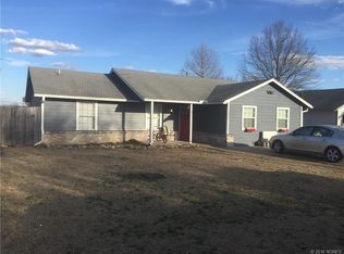 24875 S Eastwood Dr, Claremore, OK 74019