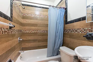 Rented by Batra Group Inc