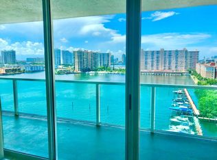 19050 N Bay Rd, North Miami Beach, FL 33160