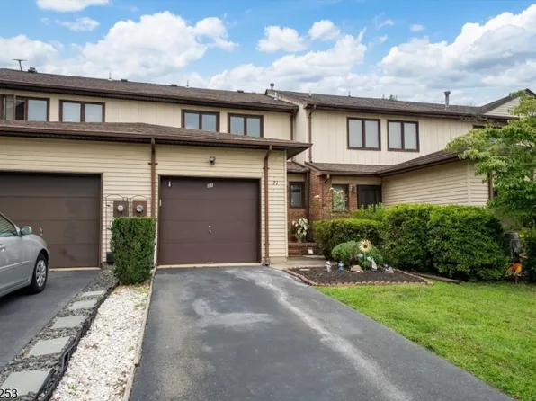 21 Saxonney Cir, Raritan Twp., NJ 08822