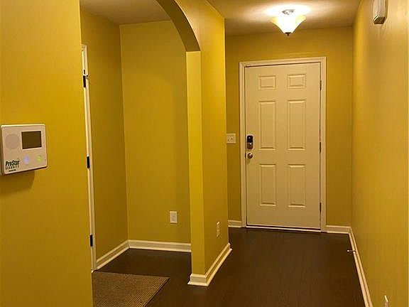 4th image of 2048 Laurel Lake Dr