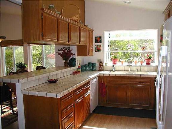 3rd image of 2010 W San Marcos Blvd Unit 29