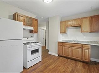 323 Bay St #2, Springfield, MA 01109