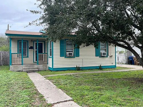 4961 Monitor St Photo 1