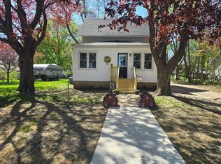 112 S 2nd St, Kiester, MN 56051