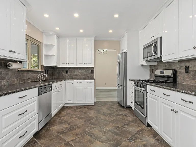 6728 Antilope St — Photo 15
