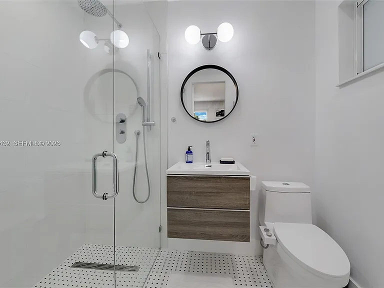 5715 SW 56th Ter — Photo 15