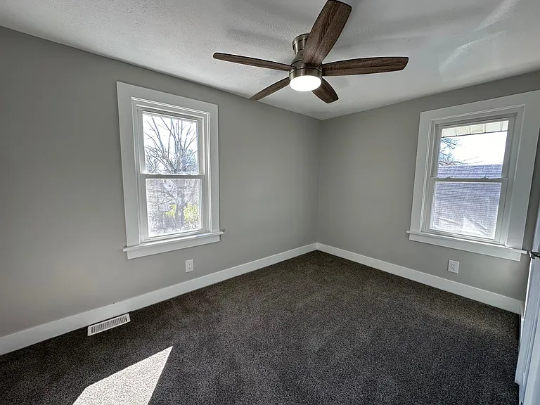 751 Belmont Ave — Photo 8