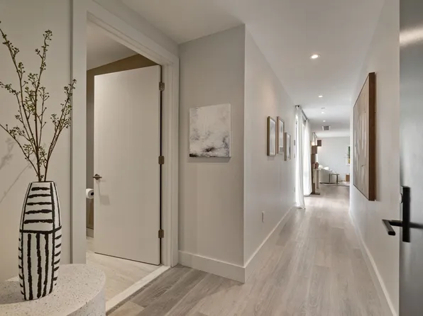 2602 Snyder Avenue image 14 of 33