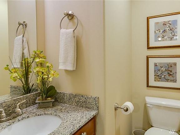 A guest bathroom on the 2nd floor 